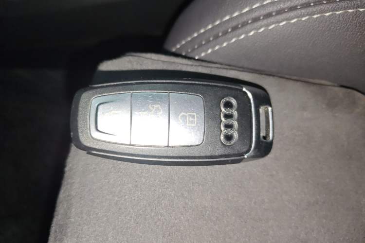 Used Audi Q4 e-tron 2023 40 e-tron Boundary Edition Interior 1