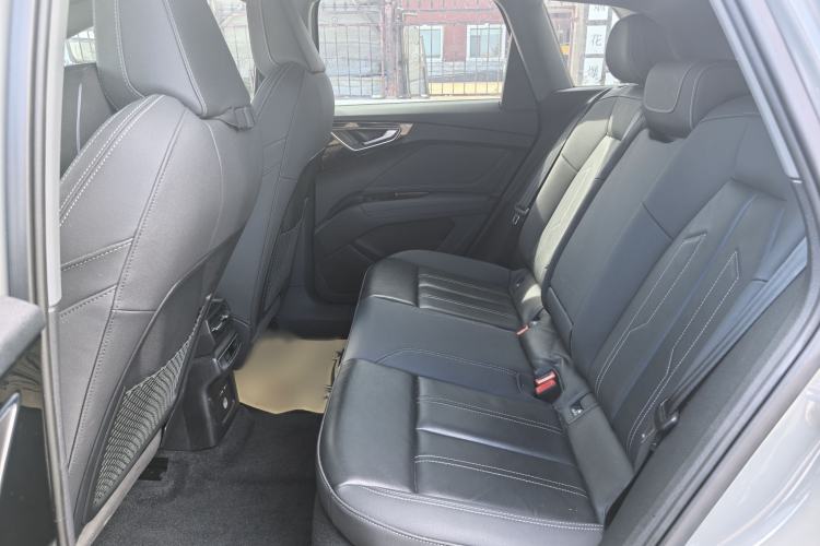 Used Audi Q4 e-tron 2023 40 e-tron Adventure Edition Interior 3