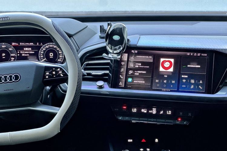 Used Audi Q4 e-tron 2023 40 e-tron Boundary Edition Interior 5
