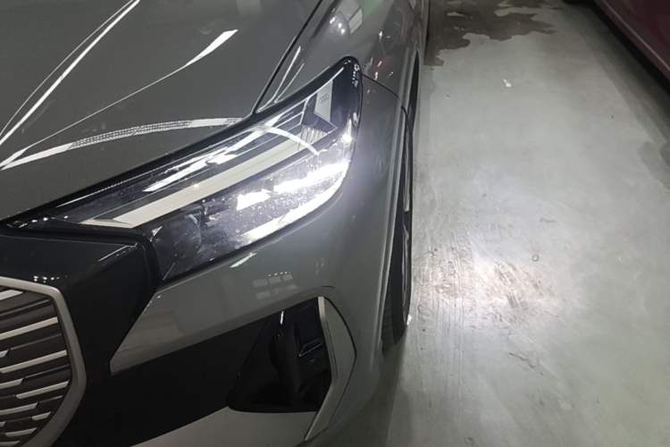 Used Audi Q4 e-tron 2023 40 e-tron Adventure Edition Left Front Headlight