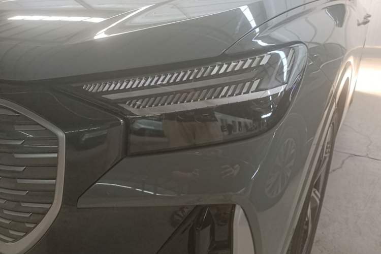 Used Audi Q4 e-tron 2023 40 e-tron Boundary Edition Left Front Headlight
