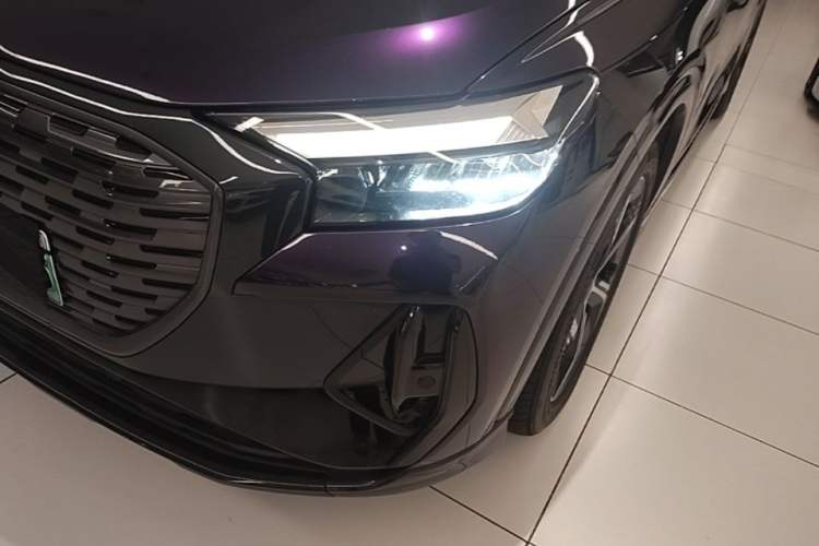 Used Audi Q4 e-tron 2023 50 e-tron quattro Visionary Edition Left Front Headlight
