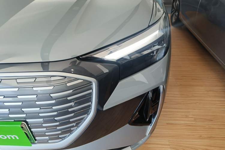 Used Audi Q4 e-tron 2023 40 e-tron Boundary Edition Left Front Headlight