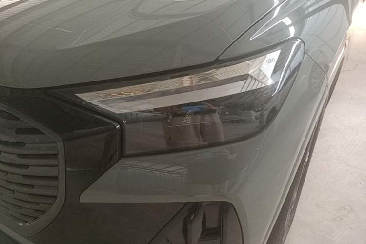 Used Audi Q4 e-tron 2023 40 e-tron Boundary Edition Left Front Headlight
