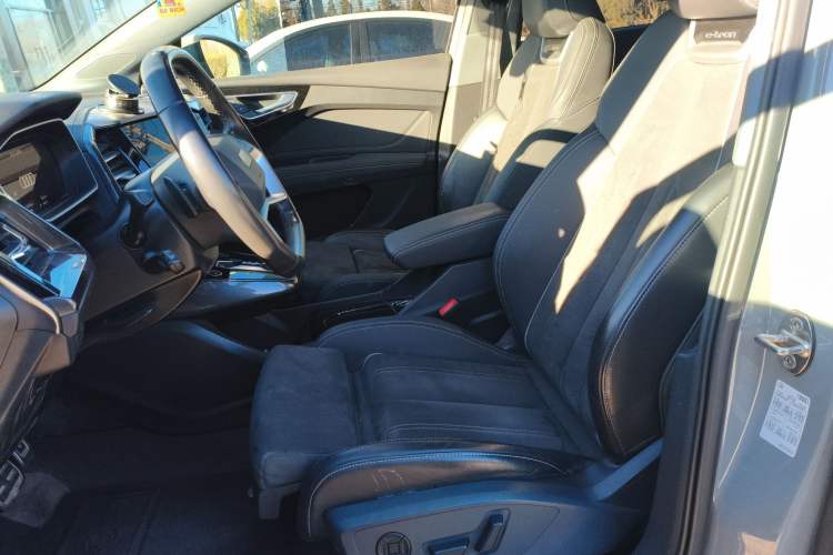 Used Audi Q4 e-tron 2023 40 e-tron Boundary Edition Left Front Seat