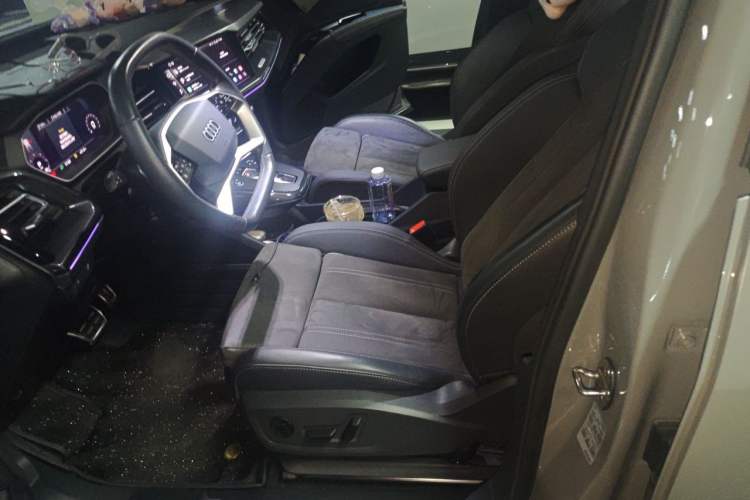 Used Audi Q4 e-tron 2023 40 e-tron Creation Edition Midnight Left Front Seat