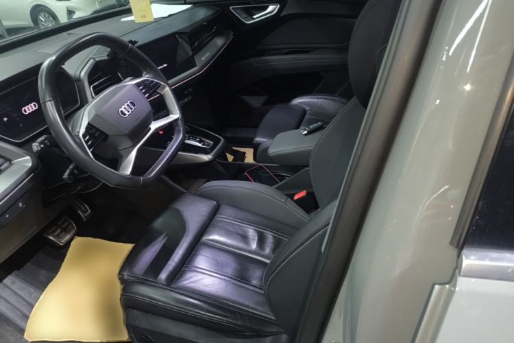 Used Audi Q4 e-tron 2023 40 e-tron Adventure Edition Left Front Seat