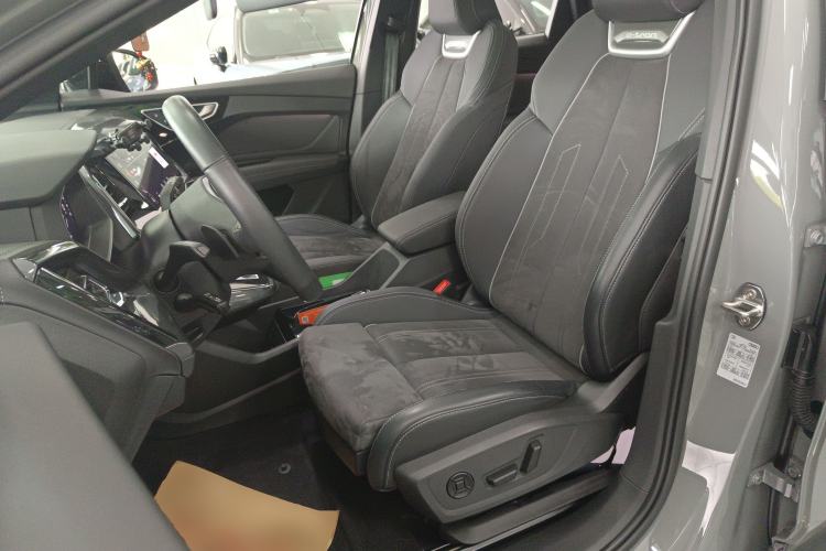 Used Audi Q4 e-tron 2023 40 e-tron Creation Edition Midnight Left Front Seat