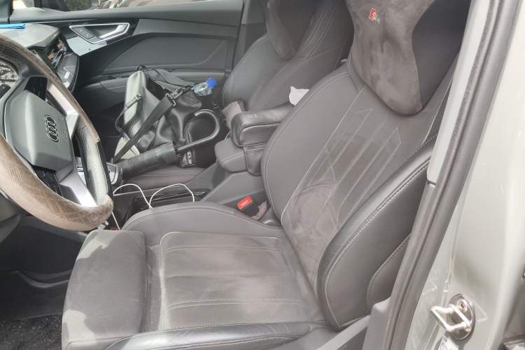 Used Audi Q4 e-tron 2023 50 e-tron quattro Visionary Edition Left Front Seat