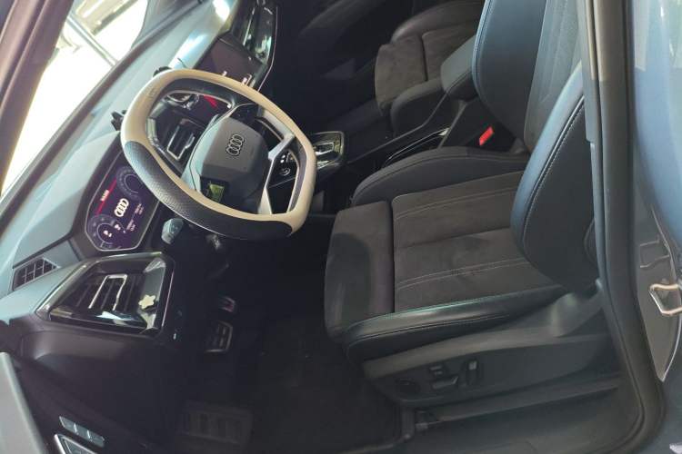 Used Audi Q4 e-tron 2023 40 e-tron Boundary Edition Left Front Seat