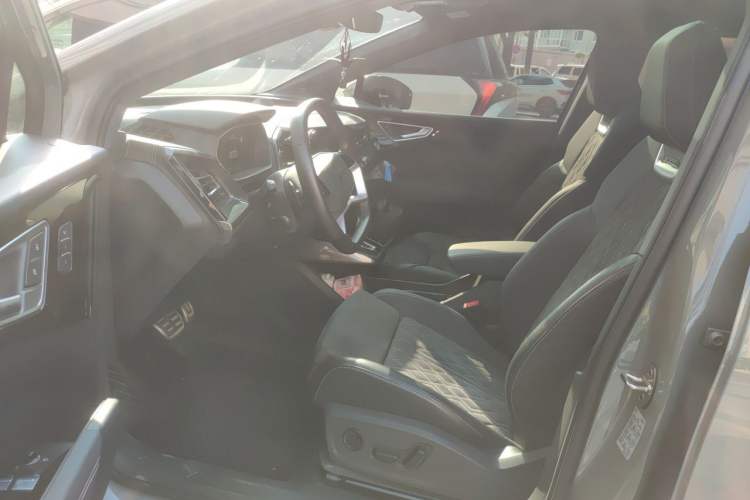 Used Audi Q4 e-tron 2023 50 e-tron quattro Creation Edition Left Front Seat