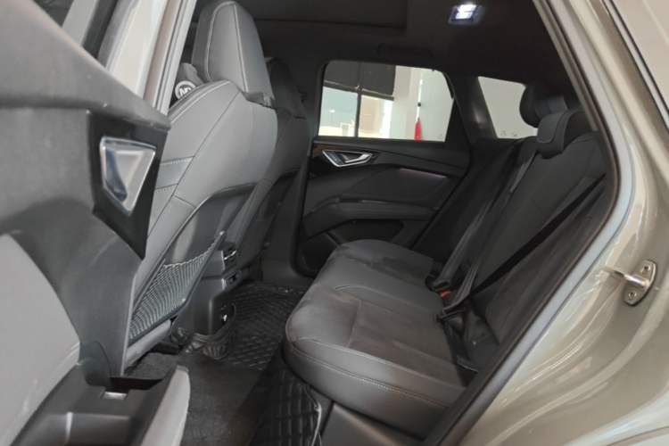 Used Audi Q4 e-tron 2023 40 e-tron Boundary Edition Left Rear Seat