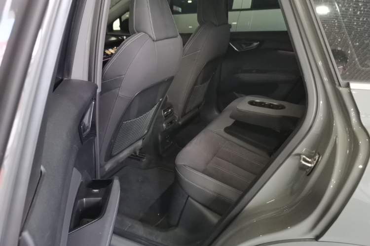 Used Audi Q4 e-tron 2023 40 e-tron Boundary Edition Left Rear Seat