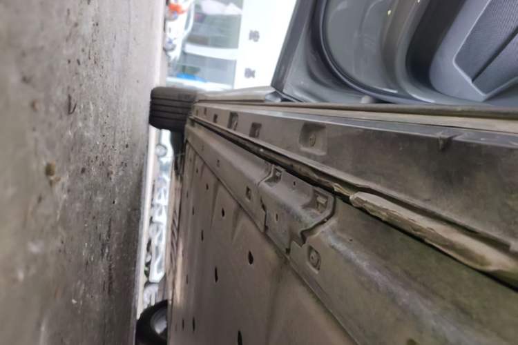 Used Audi Q4 e-tron 2023 40 e-tron Adventure Edition Left Side Sill