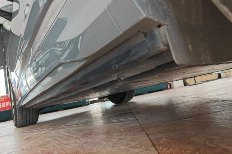 Used Audi Q4 e-tron 2023 40 e-tron Boundary Edition Left Side Sill