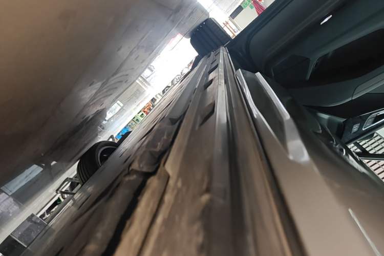 Used Audi Q4 e-tron 2023 40 e-tron Boundary Edition Left Side Sill