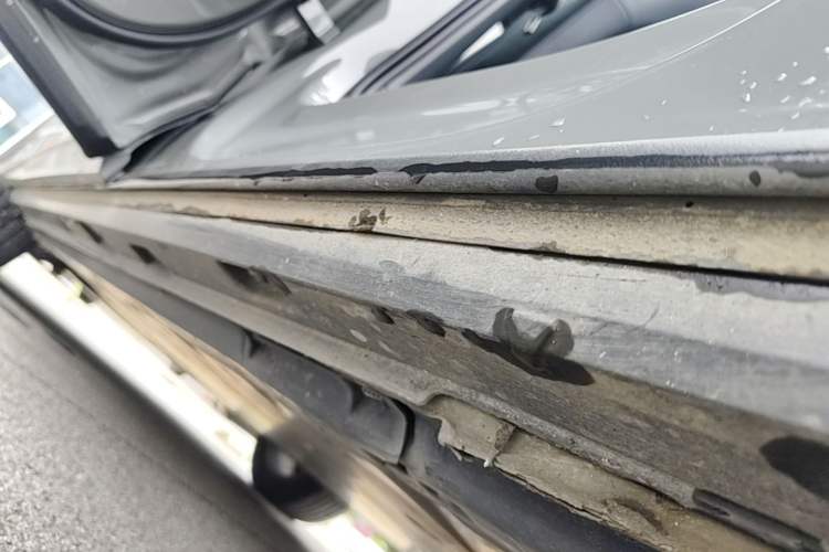 Used Audi Q4 e-tron 2023 40 e-tron Adventure Edition Left Side Sill