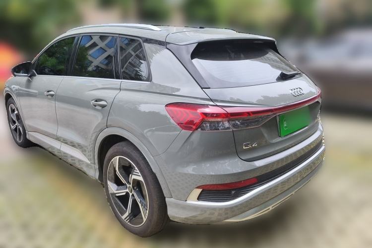 Used Audi Q4 e-tron 2023 50 e-tron quattro Visionary Edition Rear Left 45 Deg
