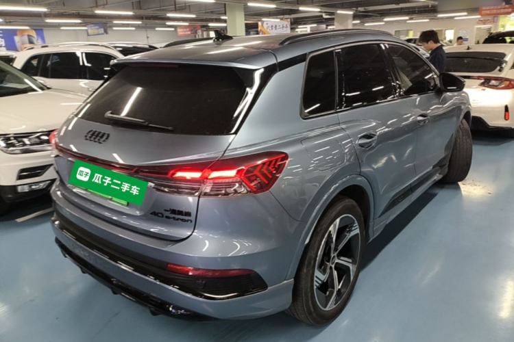 Used Audi Q4 e-tron 2023 40 e-tron Creation Edition Midnight Rear Right 45 Deg