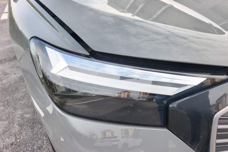 Used Audi Q4 e-tron 2023 40 e-tron Boundary Edition Right Front Headlight