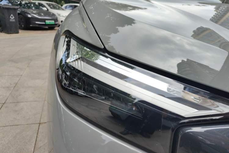 Used Audi Q4 e-tron 2023 40 e-tron Boundary Edition Right Front Headlight