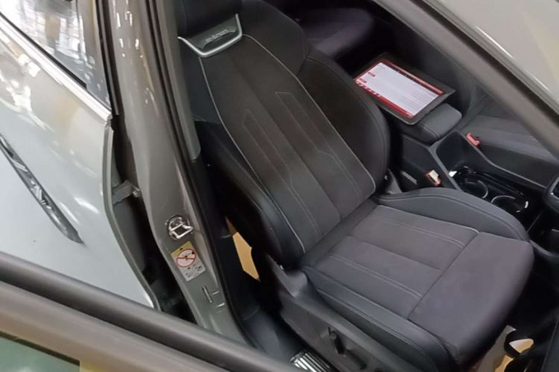 Used Audi Q4 e-tron 2023 40 e-tron Boundary Edition Right Front Seat