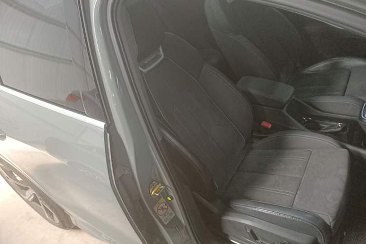 Used Audi Q4 e-tron 2023 40 e-tron Boundary Edition Right Front Seat