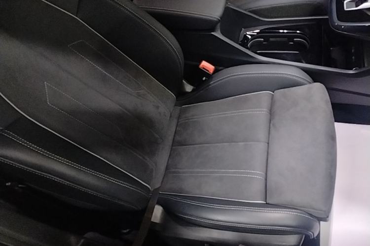 Used Audi Q4 e-tron 2023 40 e-tron Boundary Edition Right Front Seat