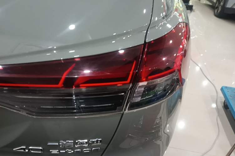 Used Audi Q4 e-tron 2023 40 e-tron Creation Edition Midnight Right Rear Taillight