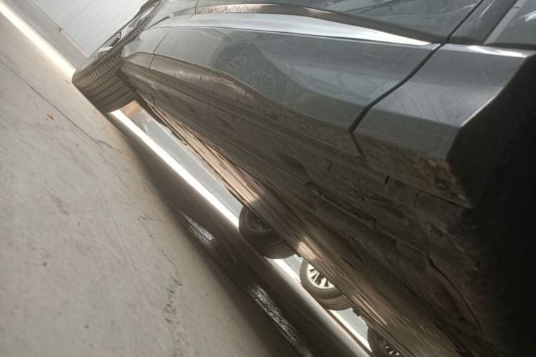 Used Audi Q4 e-tron 2023 40 e-tron Boundary Edition Right Side Sill