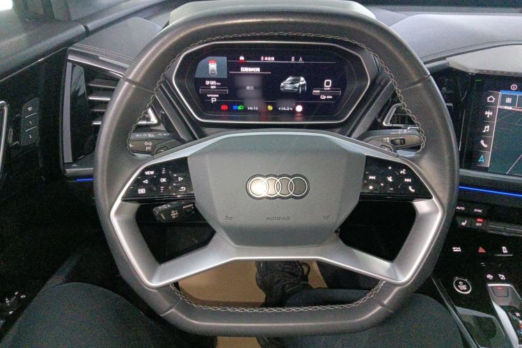 Used Audi Q4 e-tron 2023 40 e-tron Boundary Edition Steering Wheel