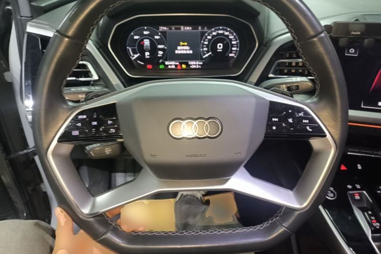 Used Audi Q4 e-tron 2023 40 e-tron Adventure Edition Steering Wheel