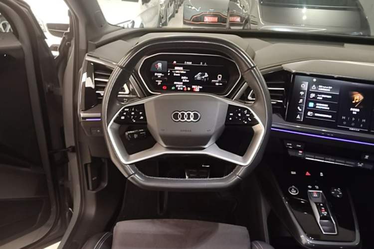Used Audi Q4 e-tron 2023 50 e-tron quattro Visionary Edition Steering Wheel