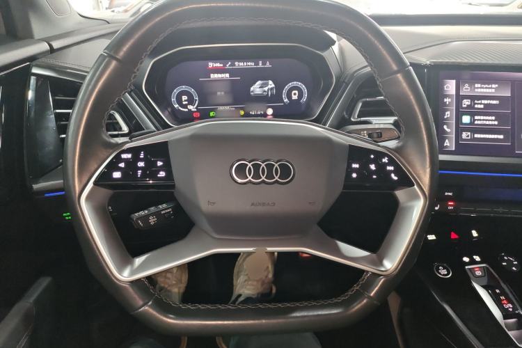 Used Audi Q4 e-tron 2023 40 e-tron Boundary Edition Steering Wheel