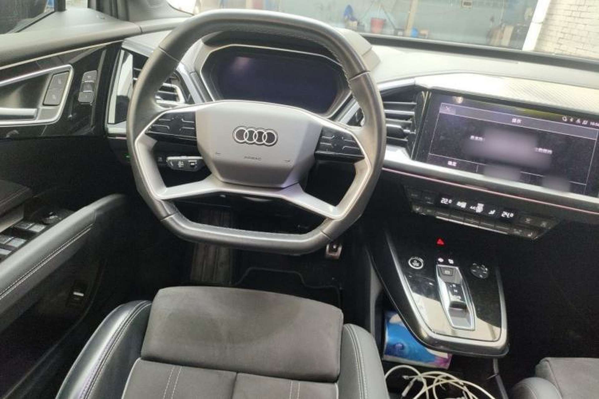 Used Audi Q4 e-tron 2023 40 e-tron Creation Edition Midnight Steering Wheel