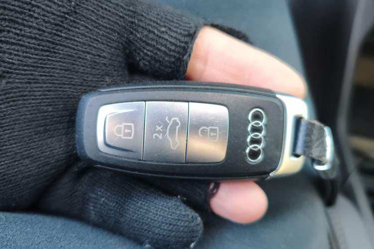 Used Audi Q4 e-tron 2023 40 e-tron Boundary Edition Vehicle Key