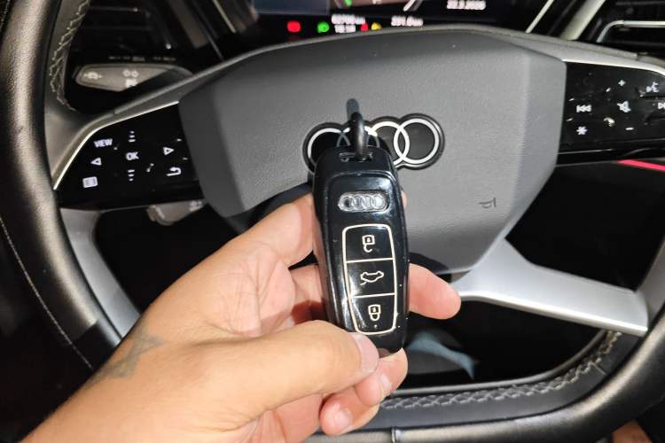 Used Audi Q4 e-tron 2023 40 e-tron Adventure Edition Vehicle Key