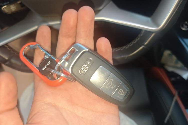 Used Audi Q4 e-tron 2023 40 e-tron Boundary Edition Vehicle Key