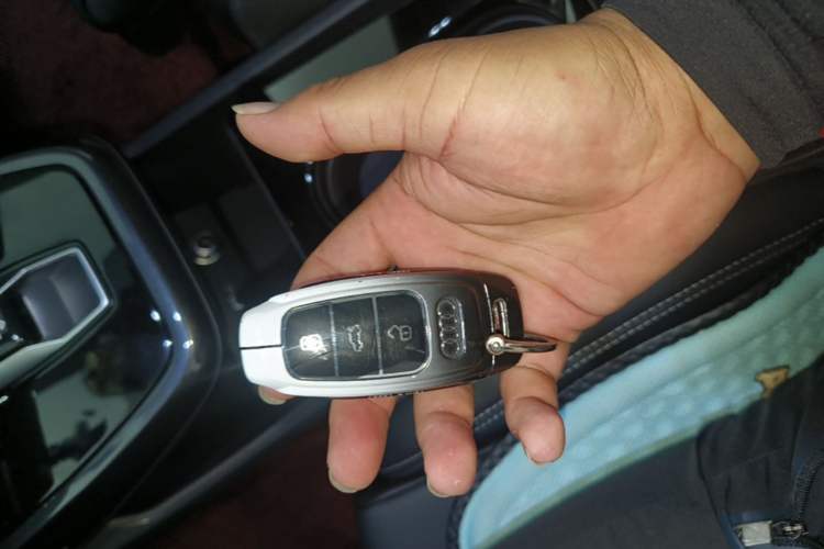 Used Audi Q4 e-tron 2023 40 e-tron Boundary Edition Vehicle Key