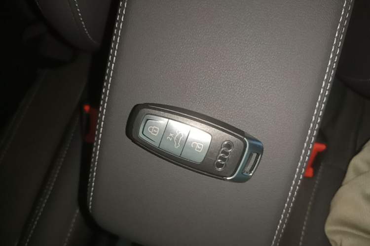 Used Audi Q4 e-tron 2023 40 e-tron Boundary Edition Vehicle Key