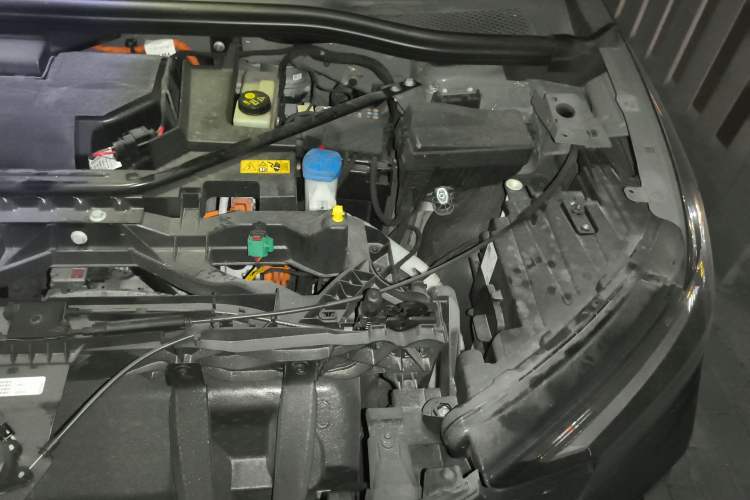 Used Audi Q4 e-tron 2023 40 e-tron Adventure Edition Engine Bay Left
