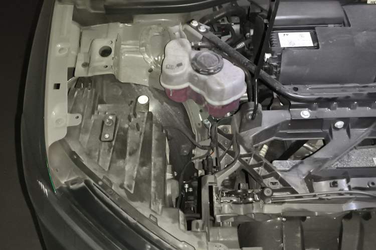 Used Audi Q4 e-tron 2023 40 e-tron Adventure Edition Engine Bay Right