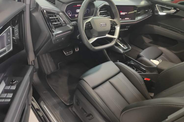 Used Audi Q4 e-tron 2023 40 e-tron Adventure Edition Driver Seat