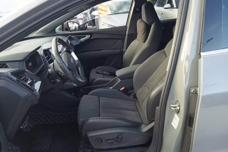 Used Audi Q4 e-tron 2023 40 e-tron Boundary Edition Left Front Seat