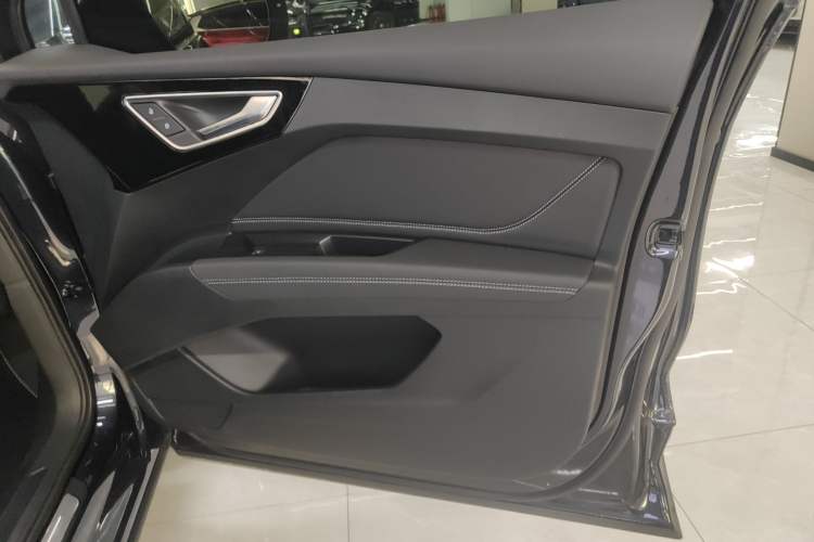 Used Audi Q4 e-tron 2023 40 e-tron Adventure Edition Right Front Door Interior