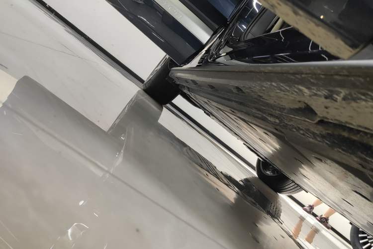Used Audi Q4 e-tron 2023 40 e-tron Adventure Edition Right Side Sill
