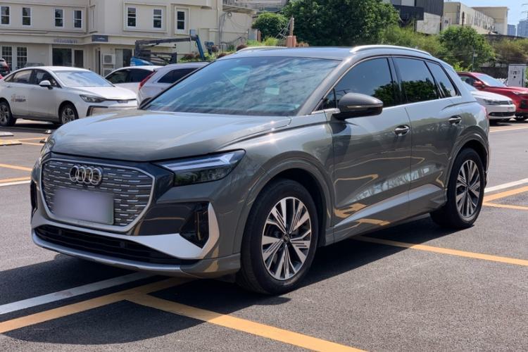 Audi Q4 e-tron 2023 40 e-tron Adventure Edition с пробегом Guazi used car, China used car export, Used car for sale, Used cars, Cheapest cars for sale