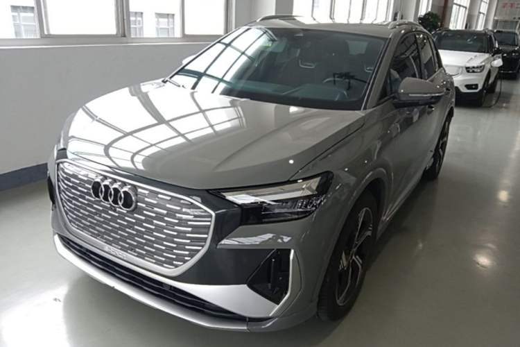 Used Audi Q4 e-tron 2023 40 e-tron Boundary Edition Guazi used car, China used car export, Used car for sale, Used  cars, Cheapest cars for sale