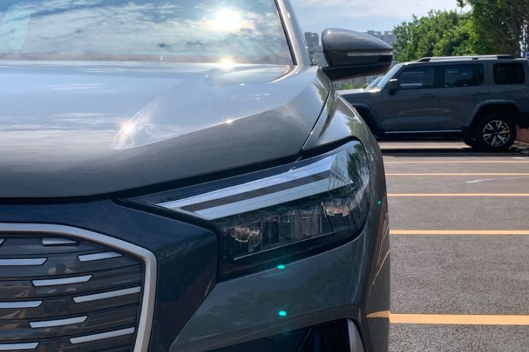 Used Audi Q4 e-tron 2023 40 e-tron Adventure Edition Exterior 8