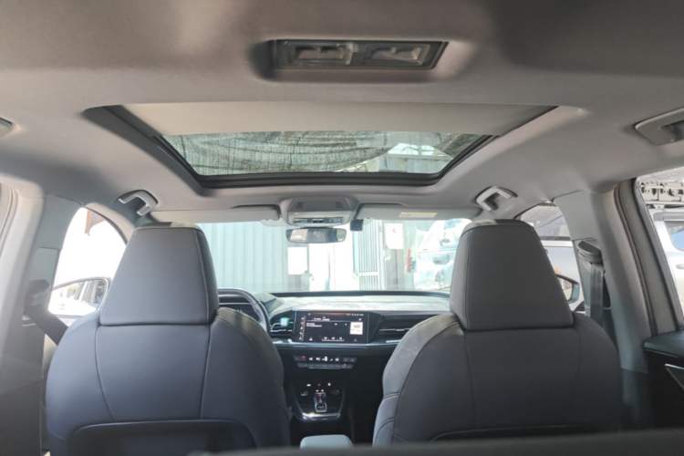 Used Audi Q4 e-tron 2023 50 e-tron quattro Visionary Edition Headliner